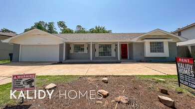 Building Photo - 6312 Overcourt Mnr
