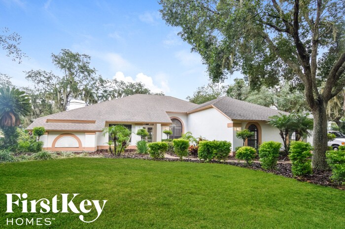 Foto principal - 2816 Pine Club Dr