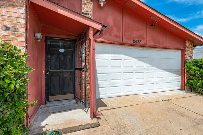 Building Photo - 15722 Corsair Rd