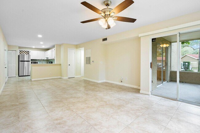 Building Photo - 1885 Palm Cove Blvd