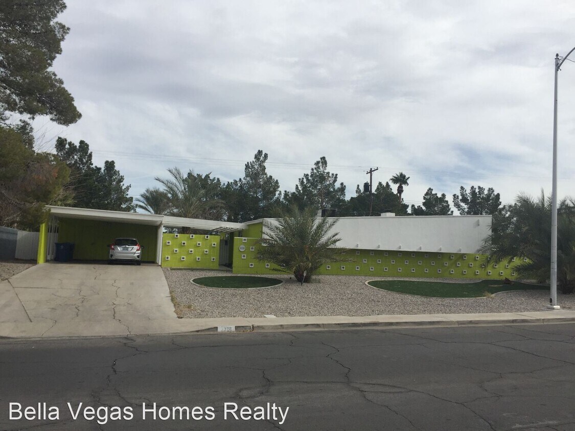 Foto principal - 4 br, 2 bath House - 3328 Seneca Dr