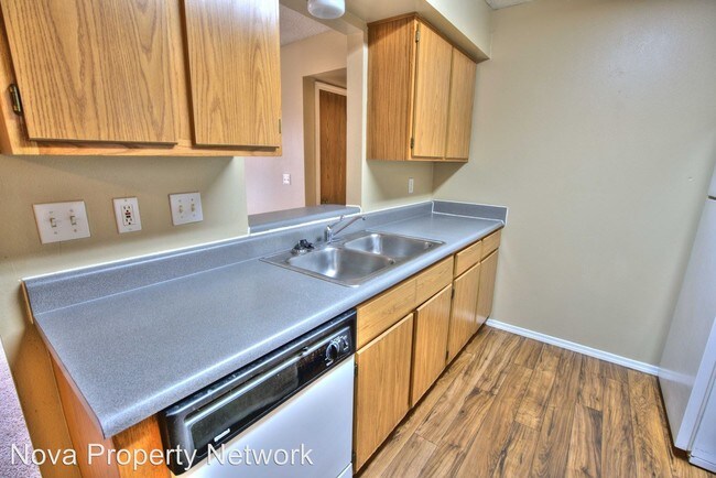 Foto del edificio - 501 W 15th St