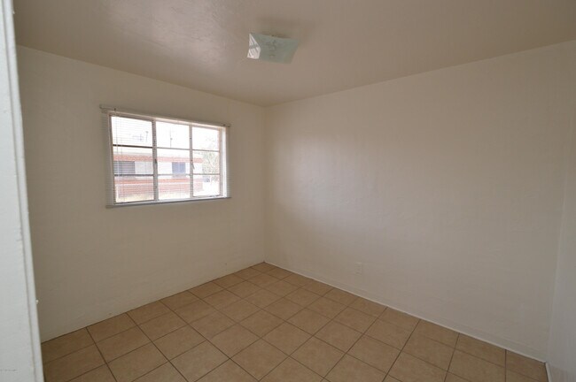 Foto del edificio - 4525 E Montecito St