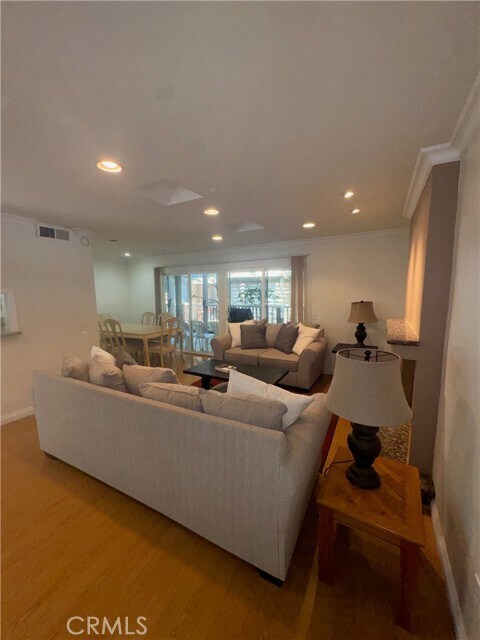 Foto del edificio - 205 Cool Creek Ln