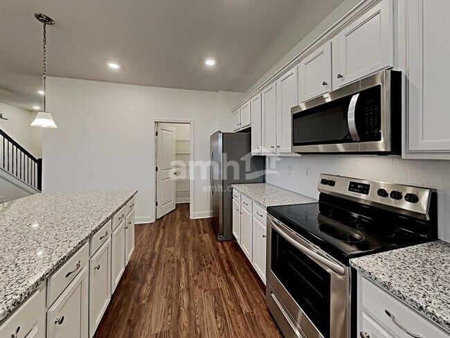 Building Photo - 2129 Laurel Vlg Cir