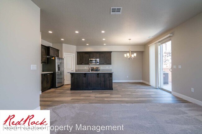 Building Photo - 4 br, 2.5 bath House - 494 N 530 W