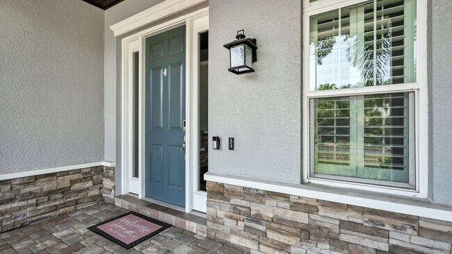 Building Photo - South Tampa 5/4 Beauty