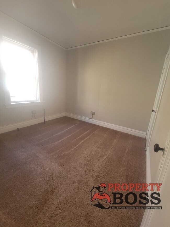 Foto del edificio - 1325 Marshall St