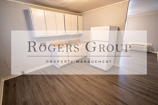 Foto del edificio - #103*** - 811-813 Hughes St Duplex
