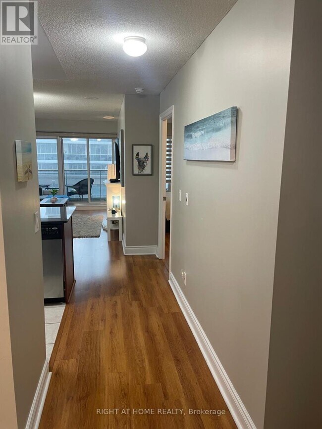 Photo du bâtiment - 7 N Park Rd
