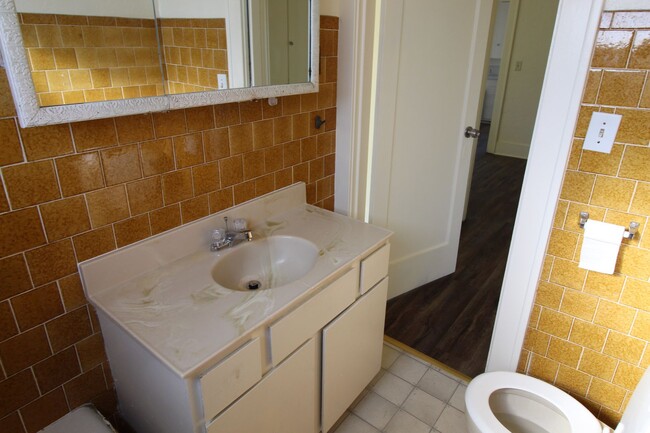 Foto del edificio - 1540 Crescent Ave