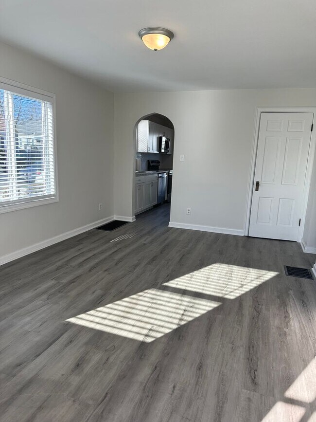 Foto del edificio - Charming 3 Bedroom In Central Columbus with Fenced in Yard