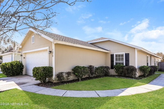 Building Photo - 7878 Cherry Blossom Dr S