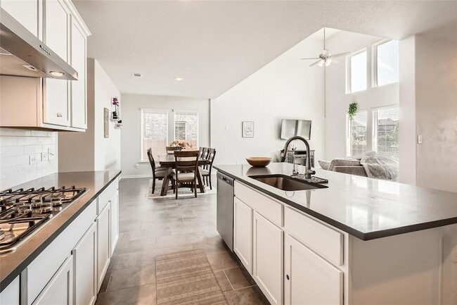 Building Photo - 658 Cherrystone Loop