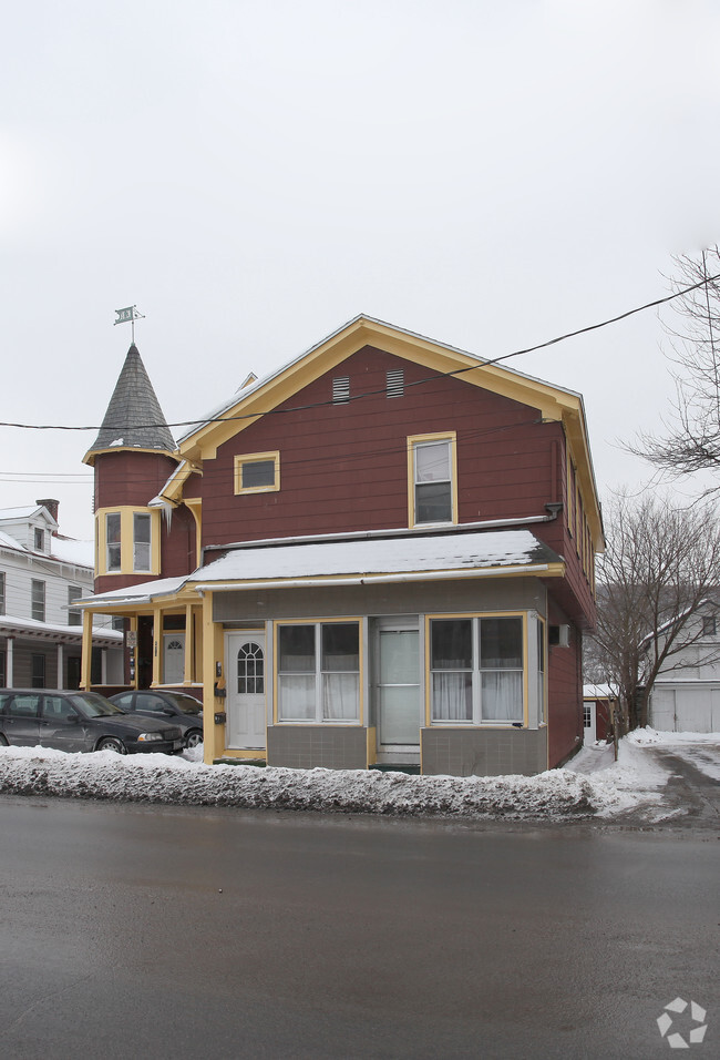 Building Photo - 600 E Main St