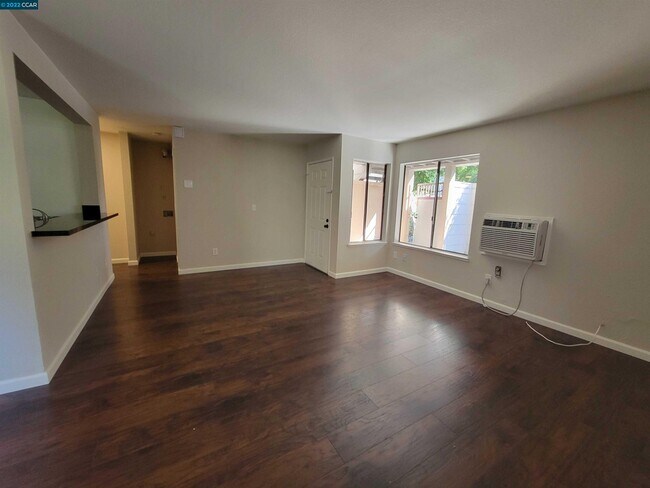 Building Photo - 3 Lancaster Cir