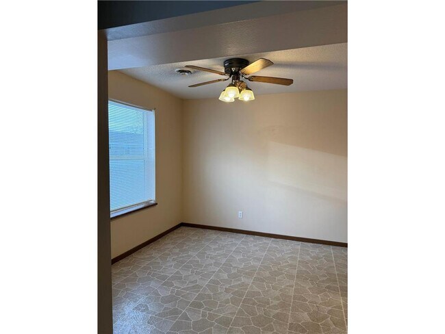 Foto del edificio - 1706 Lincoln Ave