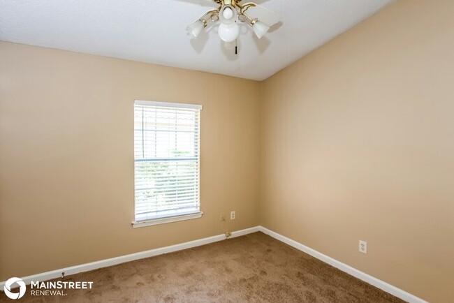 Foto del edificio - 7185 Stonegate Blvd