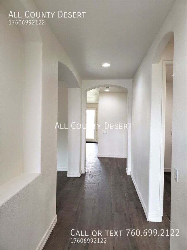 Building Photo - 81222 Avenida Gonzales