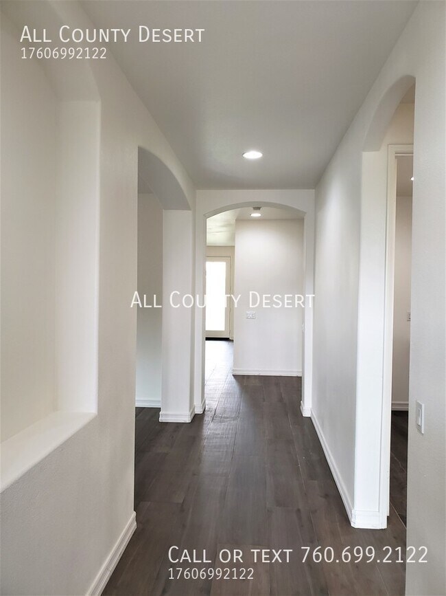 Foto del edificio - 81222 Avenida Gonzales