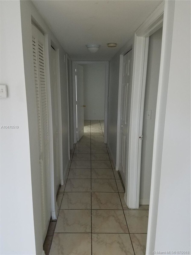 Primary Photo - 2832 NW 55th Ave