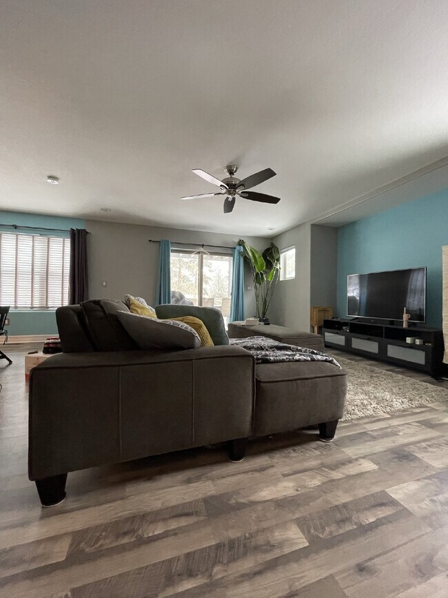 Foto del edificio - Great Home in Pine Junction!!