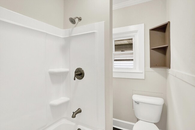 Photo - 626 N Riley Ave Townhome