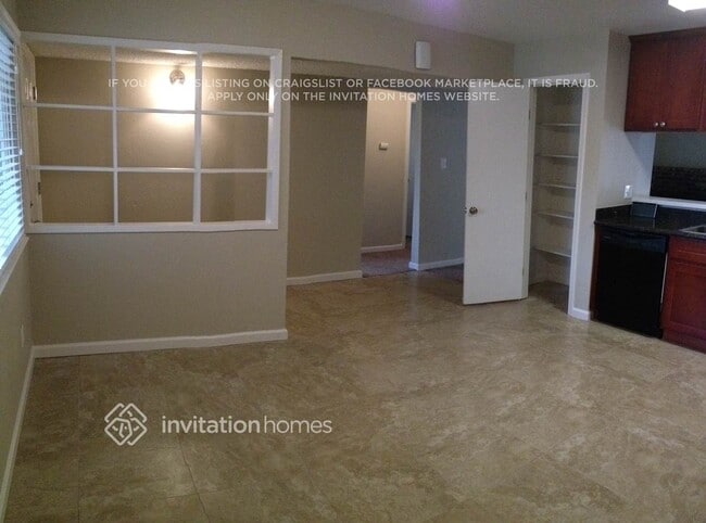 Building Photo - 5986 Marlin Cir