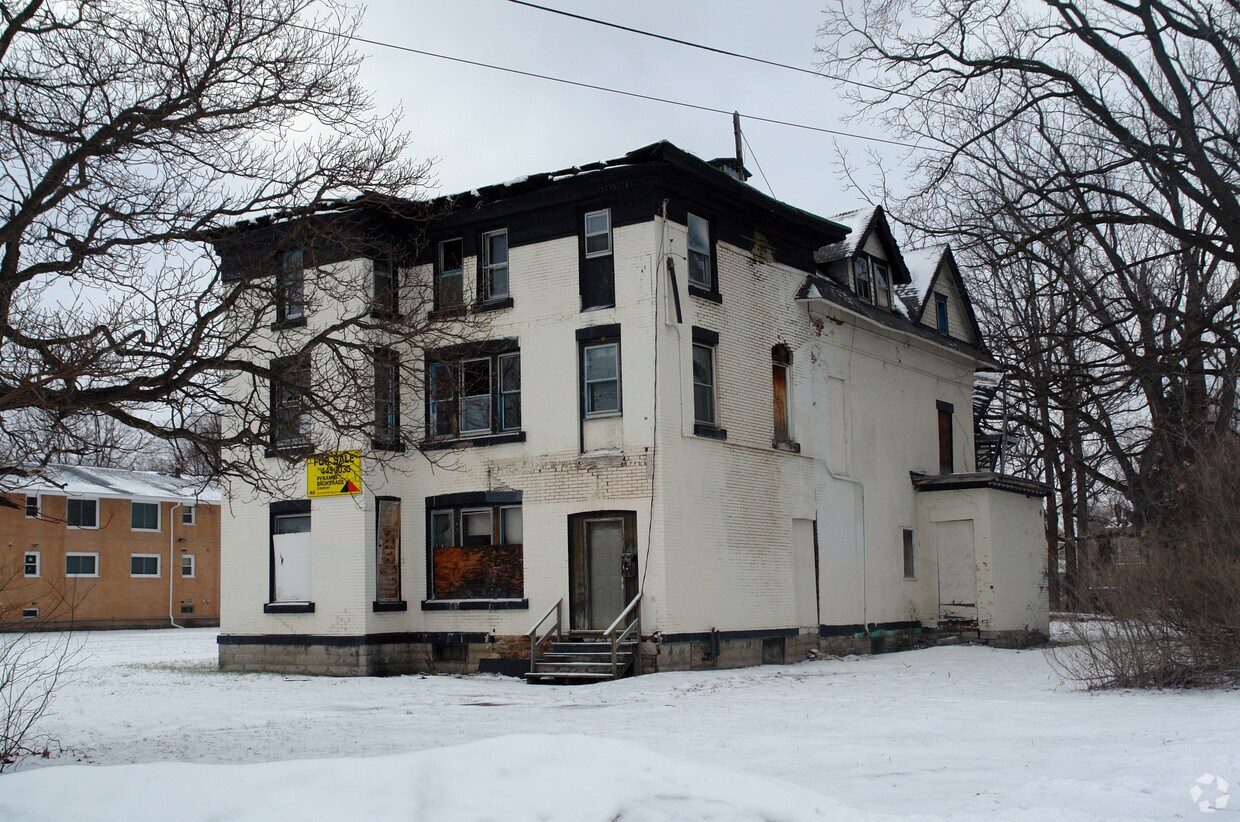 Primary Photo - 612 W Onondaga St