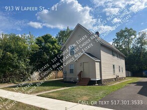 Building Photo - 913 W Lapeer St