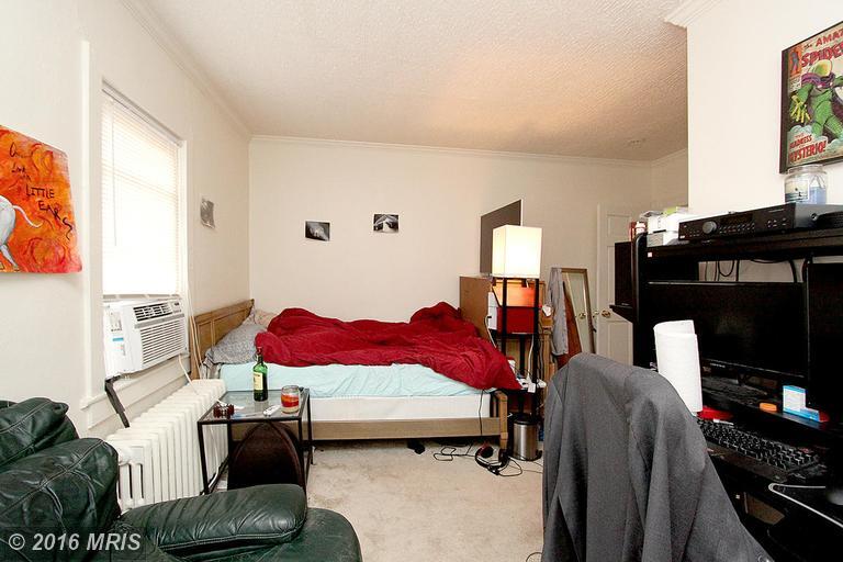 Primary Photo - 212 Reading Ave