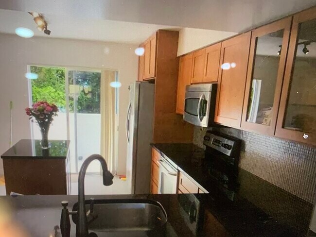 Foto del edificio - 8240 SW 149th Ct