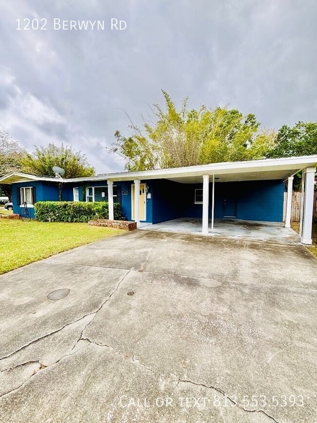 Photo - 1202 Berwyn Rd House