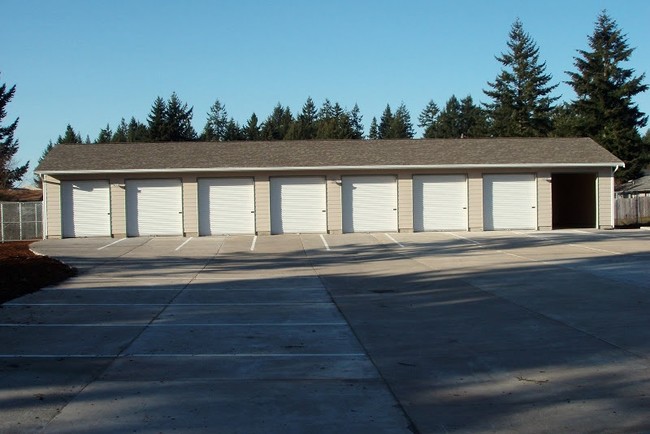 Garage - Mount Vista Apartments