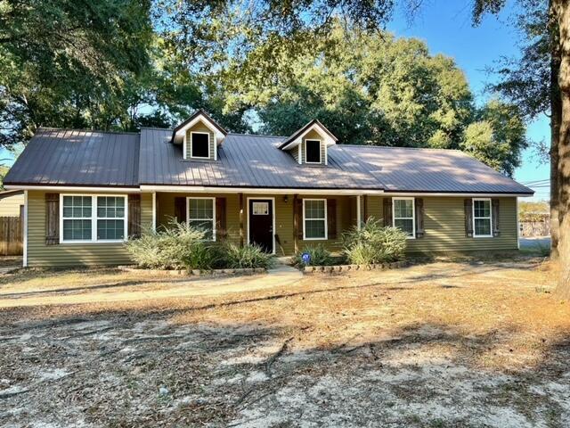Foto principal - 202 Brittany Ln