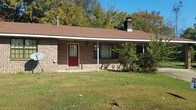 Primary Photo - 911 Riddle St