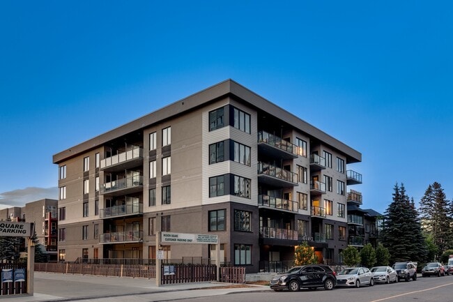 Building Photo - Elva