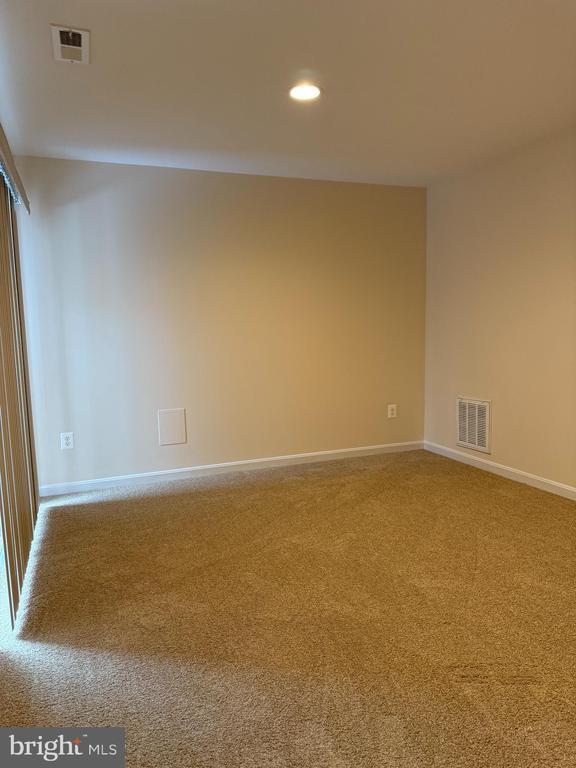 Building Photo - 2340 Silver Fox Way