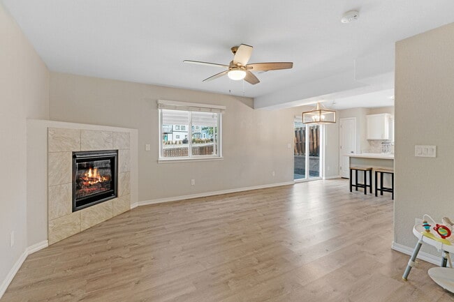 Building Photo - 2350 Spring Blossom Dr