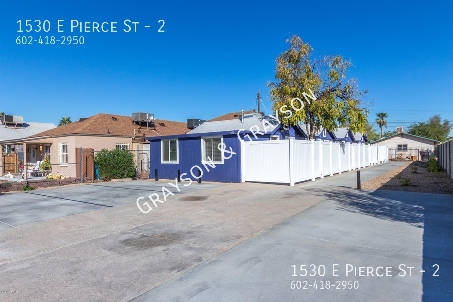 Foto principal - 1530 E Pierce St