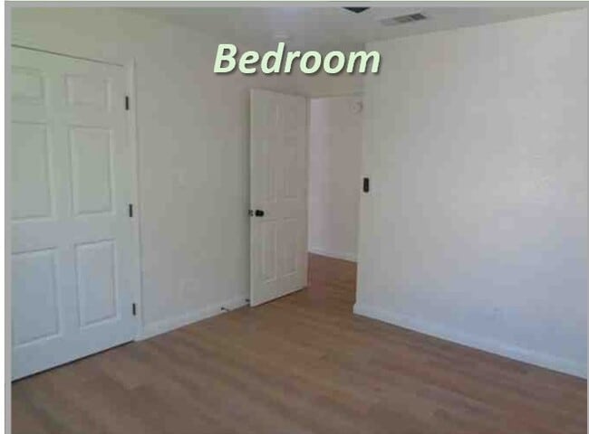 Building Photo - 1621 Bayou Homes Dr