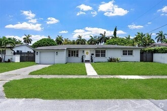 Building Photo - 9075 SW 48th Terrace