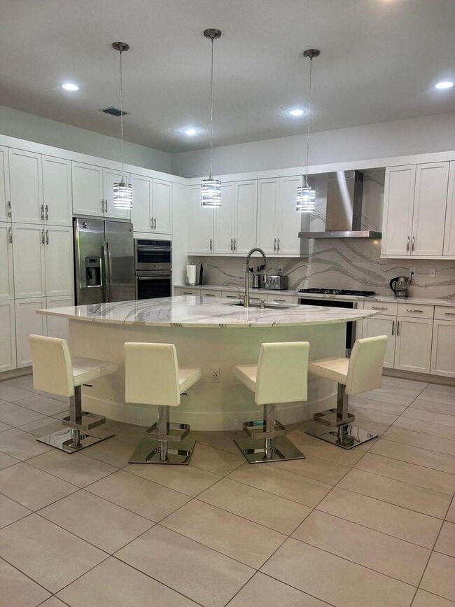 Foto del edificio - 17534 Rainstream Rd