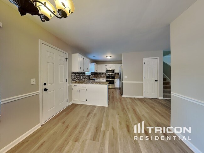 Building Photo - 126 Buckingham Ct