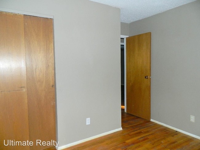 Building Photo - 3 br, 3 bath House - 2540 Courtyard Place