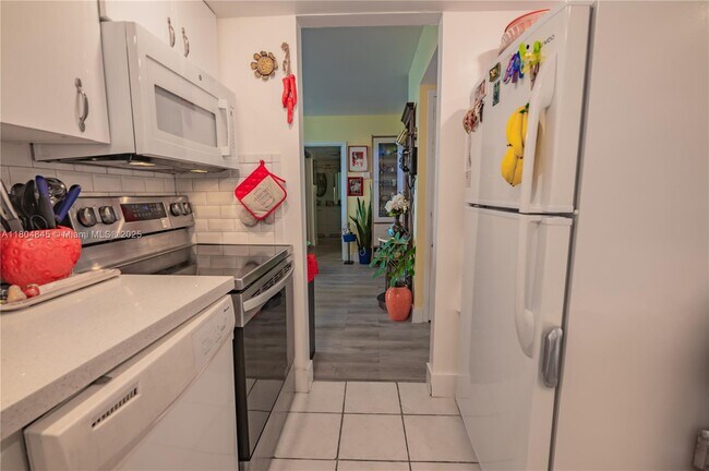 Foto del edificio - 3625 N Country Club Dr
