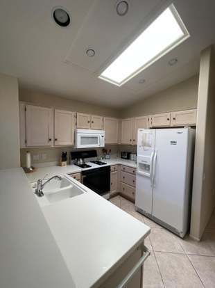 Building Photo - 78272 Yucca Blossom Dr