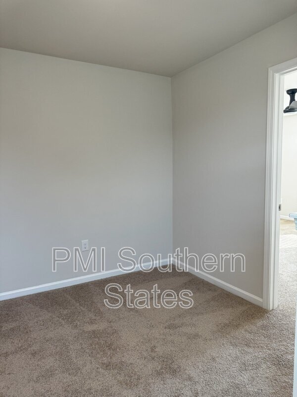 Building Photo - 263 Pretoria Dr