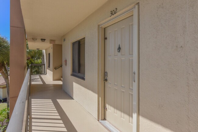 Foto del edificio - 901 Seafarer Cir