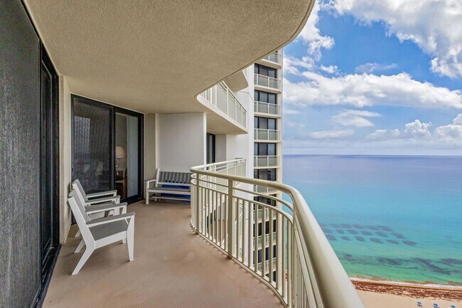 Building Photo - 3000 N Ocean Dr
